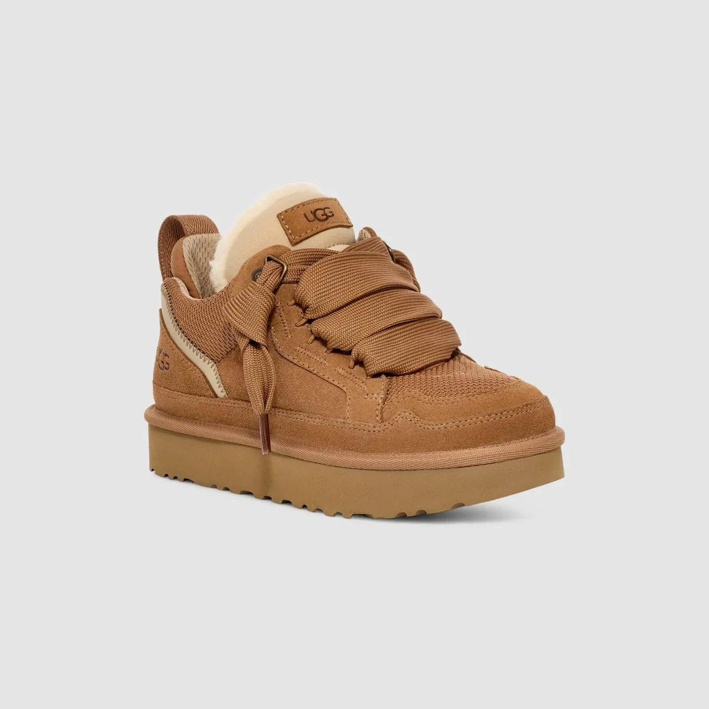 UGG Lowmel Chestnut